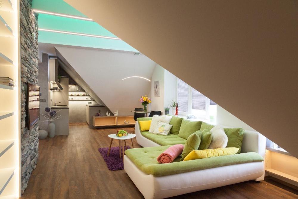 3kk - 115m2 V Klidne Lokalite - 4 Apartamento